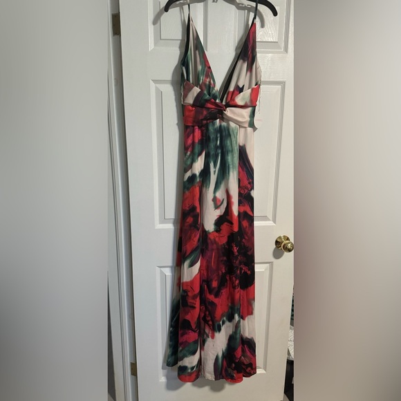 Dress - Picture 1 of 1